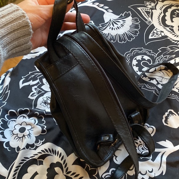 Mini backpack - Picture 3 of 7